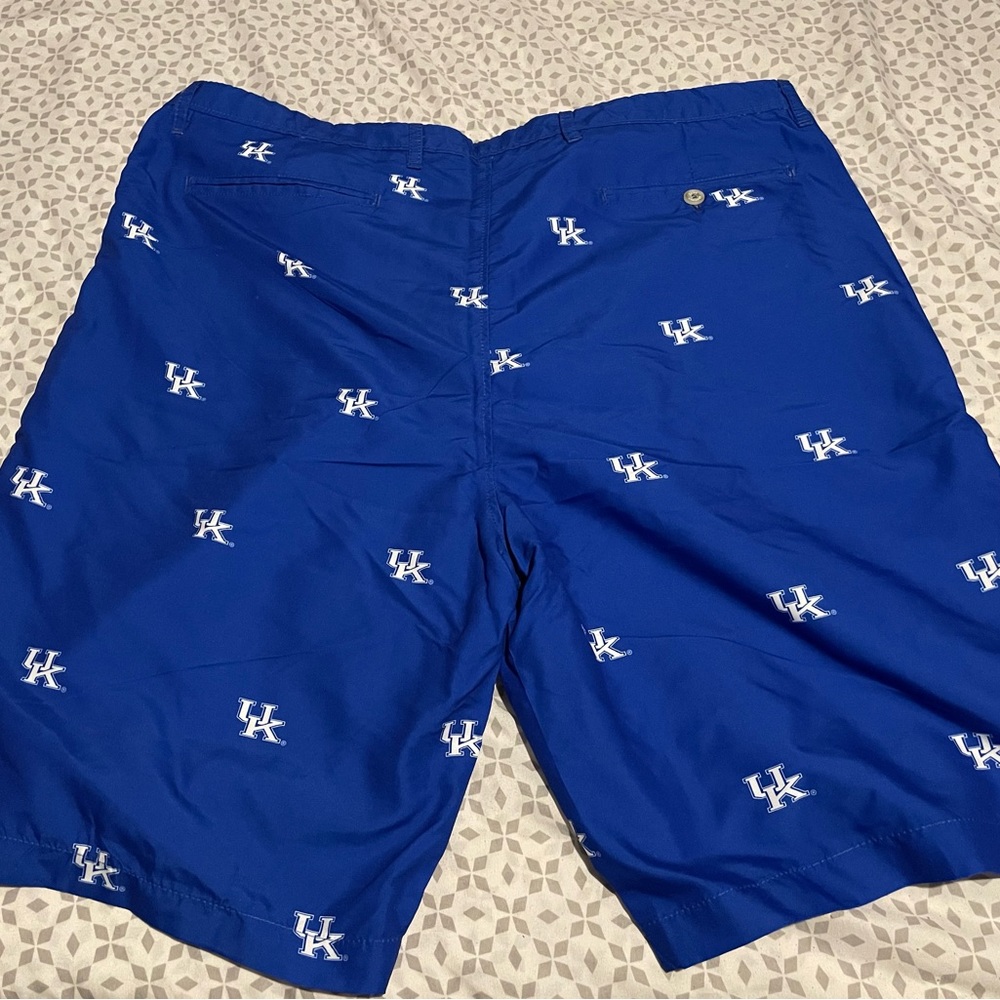 UK Kentucky Wildcats Mens Blue Logo Ovation Shorts Campus Chinos